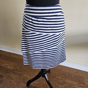 J. McLaughlin Navy and White A-Line Skirt Sz Small Stretchy